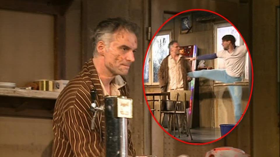 Video VIP zprávy: Ivan Trojan mluví jako dlaždič. A to je všemohoucí bůh!